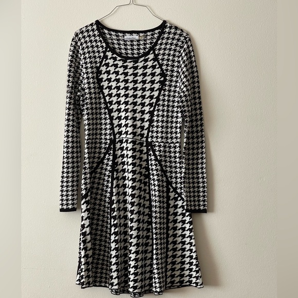 Winter Dress Calvin Klein - Picture 4 of 4